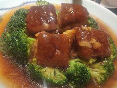 -万重锦·人文川菜馆(骡马市店)