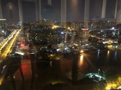 -荣誉国际酒店-云顶旋转餐厅