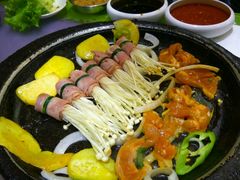 -韩红石板肉(范西路店)