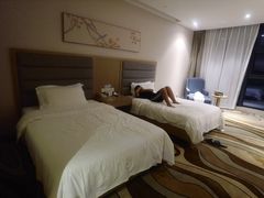 -兴芮温泉度假区