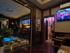 -麦落精酿啤酒餐吧(先农大院店)