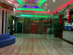 -名星会量贩式KTV旗舰店(盈熙广场店)
