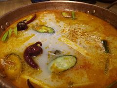 酸辣锅底-洱火云南酸菜牛肉火锅(石景山当代商城店)