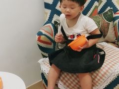 -蓝旗亲子游泳(范湖万达广场店)