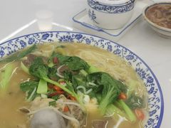 -邱芳粉店(迎宾大道旗舰店)