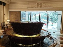 -广州富力丽思卡尔顿酒店