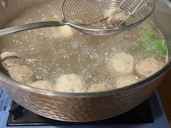 -牛满溢·自助潮汕鲜牛肉火锅(龙汇路店)