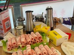 -小椒羊.羊肉粉 龙虾 羊肉串(新地旗舰店)