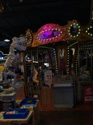 -卡通尼乐园(宝山龙湖天街店)