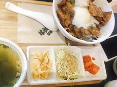 -熊吞·大碗丼烧肉饭(西市场嘉华店)