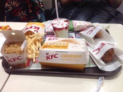 -肯德基(盘龙奥莱店)