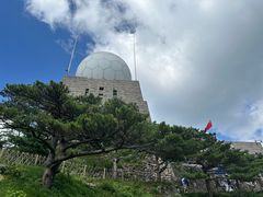 -黄山光明顶山庄