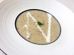 鲜菌蘑菇浓汤-乔泰勒JOETYLER西餐厅(曲江店)