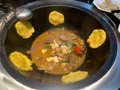 -六州府地锅鸡·农家菜·龙虾(未来科技城店)