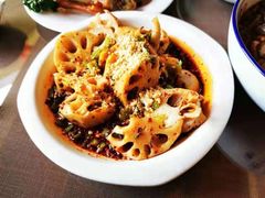 -湖泉水云间餐厅·弥勒地道菜(B座店)