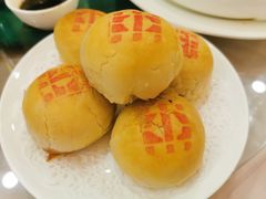 蟹肉鲜肉月饼-王宝和酒家(黄浦店)