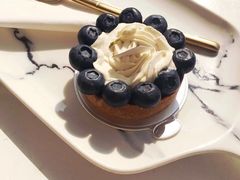 -UNI UNI(环亚凯瑟琳店)