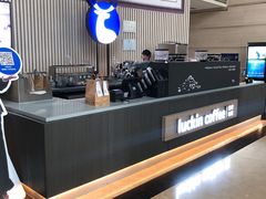 -瑞幸咖啡(中环国际广场店)