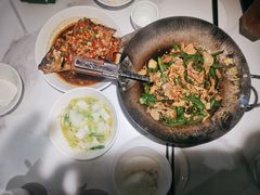 -费大厨辣椒炒肉(高铁吾悦广场店)