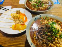 -丁丁猫重庆小面(徐州路店)