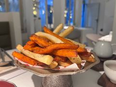 -春树下·树屋花房西餐厅(罍街AS1980店)