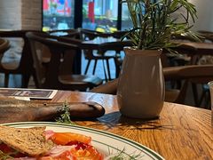 -La Strada(安福路店)