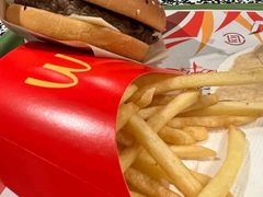 -麦当劳(番禺陈头岗越秀星瀚分店)