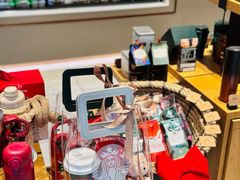 -星巴克臻选(上海中环广场2F店)