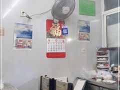 大堂-无名氏宵夜小摊(祝家三姐妹馄饨店)