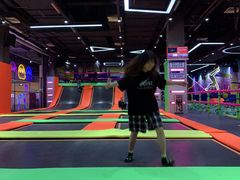 -酷跳蹦床主题公园(万胜广场店)