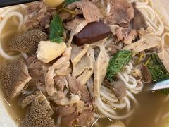 羊肉拼羊杂米粉-喜之羊·粉面档