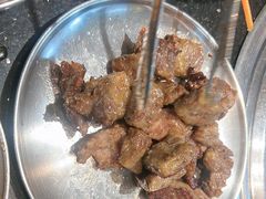 -韩烧牛中牛·甄选黑牛烤肉(黑金店)