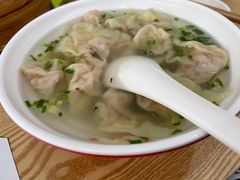 -珊珊小笼馆(仙霞路店)