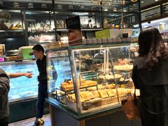 面包甜点陈列柜-东哥面包(江宁大润发店)