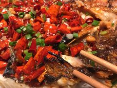 -鸣记脆皮烤鱼·海鲜烤鱼(三八广场店)