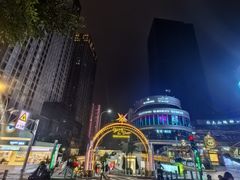 -观音桥步行街