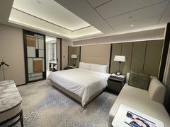 套房-上海前滩香格里拉大酒店