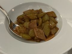 酸梅杏鲍菇焖茄子-宝丽轩中餐厅BAOLIXUAN