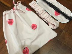 草莓-喜茶(广州北京路惠福东店)