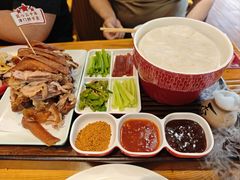 -肘子酥·天津菜·特色捞面(德云社店)