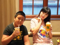 -星巴克臻选(上海今潮8弄店)