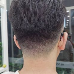 -首脑美发沙龙