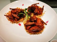 中山红烧乳鸽-富淳饭店(陆家嘴保利广场店)
