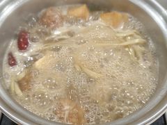 -百品聚旋转火锅(万德庄店)