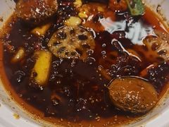 -肥肥虾庄·金牌油焖大虾(汉口城市广场店)