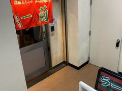 -一兰拉面(新宿中央东口店)