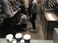 -瑞幸咖啡(外滩SOHO店)