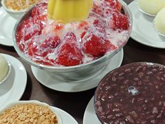 草莓布丁绵绵冰-水牛奶皇后糖水铺(深圳总店)