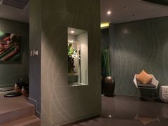 -Let’s Relax Spa(Terminal 21 Asok)