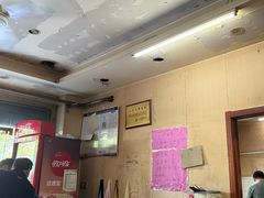-小龙大肉面馆